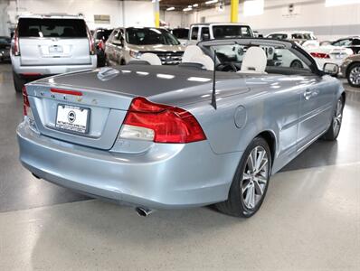 2012 Volvo C70 T5 Convertible - Photo 9 - Addison, IL 60101
