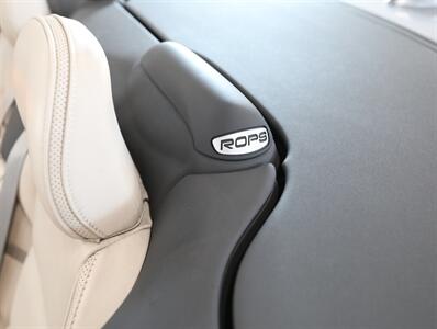 2012 Volvo C70 T5 Convertible - Photo 24 - Addison, IL 60101