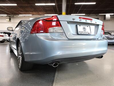 2012 Volvo C70 T5 Convertible - Photo 13 - Addison, IL 60101