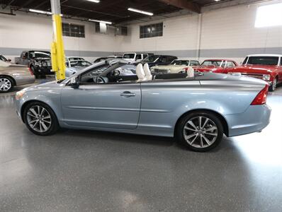 2012 Volvo C70 T5 Convertible - Photo 16 - Addison, IL 60101