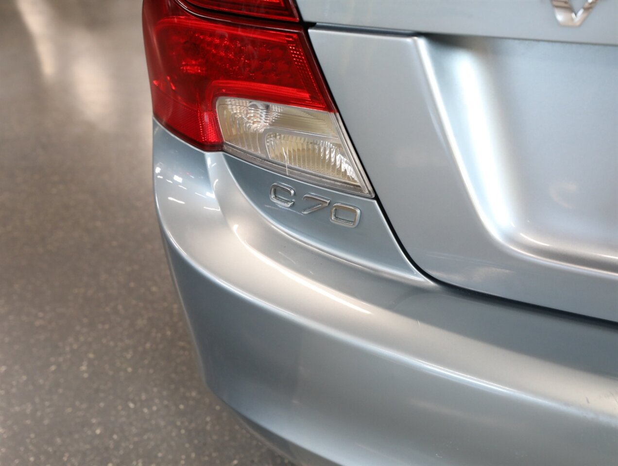 2012 Volvo C70 T5 Convertible - Photo 12 - Addison, IL 60101
