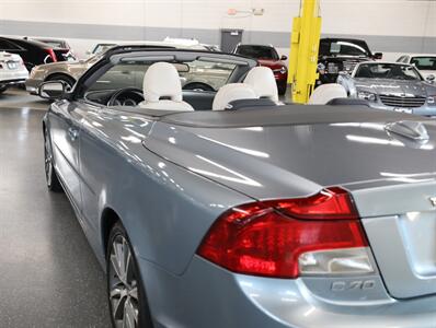 2012 Volvo C70 T5 Convertible - Photo 15 - Addison, IL 60101