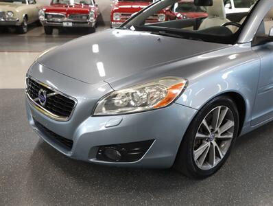 2012 Volvo C70 T5 Convertible - Photo 3 - Addison, IL 60101