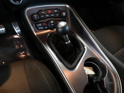 2018 Dodge Challenger 392 HEMI Scat Pack Shaker - Photo 38 - Addison, IL 60101