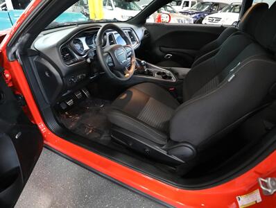 2018 Dodge Challenger 392 HEMI Scat Pack Shaker - Photo 30 - Addison, IL 60101