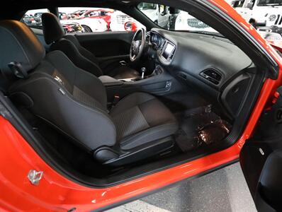 2018 Dodge Challenger 392 HEMI Scat Pack Shaker - Photo 23 - Addison, IL 60101