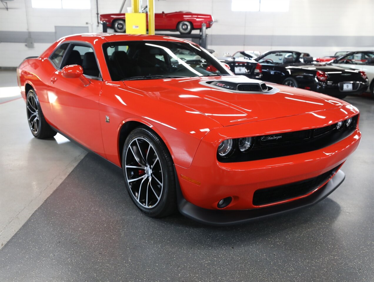 2018 Dodge Challenger 392 HEMI Scat Pack Shaker - Photo 8 - Addison, IL 60101