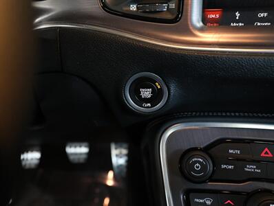 2018 Dodge Challenger 392 HEMI Scat Pack Shaker - Photo 36 - Addison, IL 60101