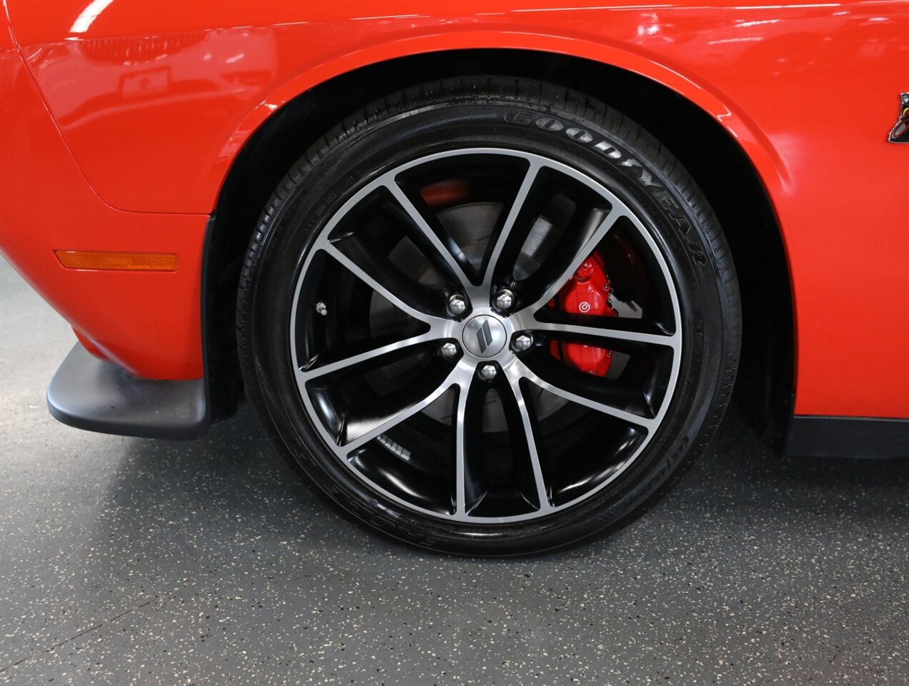 2018 Dodge Challenger 392 HEMI Scat Pack Shaker - Photo 46 - Addison, IL 60101