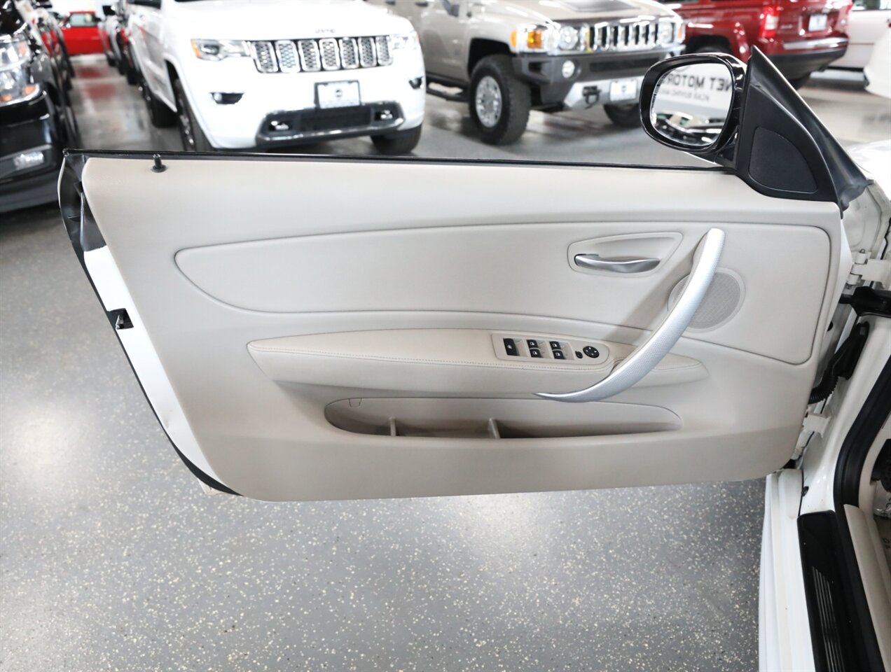 2013 BMW 128i Convertible - Photo 22 - Addison, IL 60101