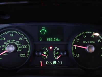 2010 Lincoln Town Car Signature Limited   - Photo 33 - Addison, IL 60101