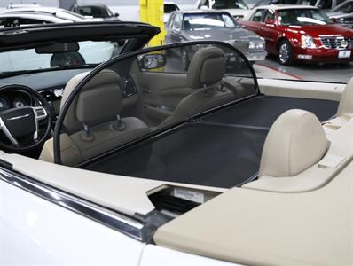 2013 Chrysler 200 Limited   - Photo 23 - Addison, IL 60101