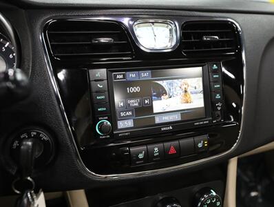 2013 Chrysler 200 Limited   - Photo 30 - Addison, IL 60101