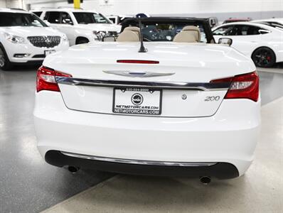 2013 Chrysler 200 Limited   - Photo 10 - Addison, IL 60101