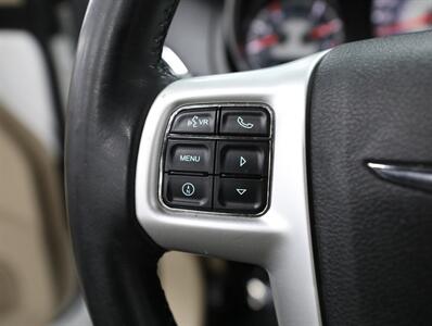 2013 Chrysler 200 Limited   - Photo 31 - Addison, IL 60101