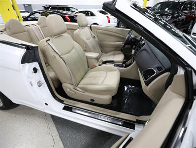 2013 Chrysler 200 Limited   - Photo 19 - Addison, IL 60101