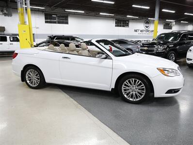 2013 Chrysler 200 Limited   - Photo 8 - Addison, IL 60101