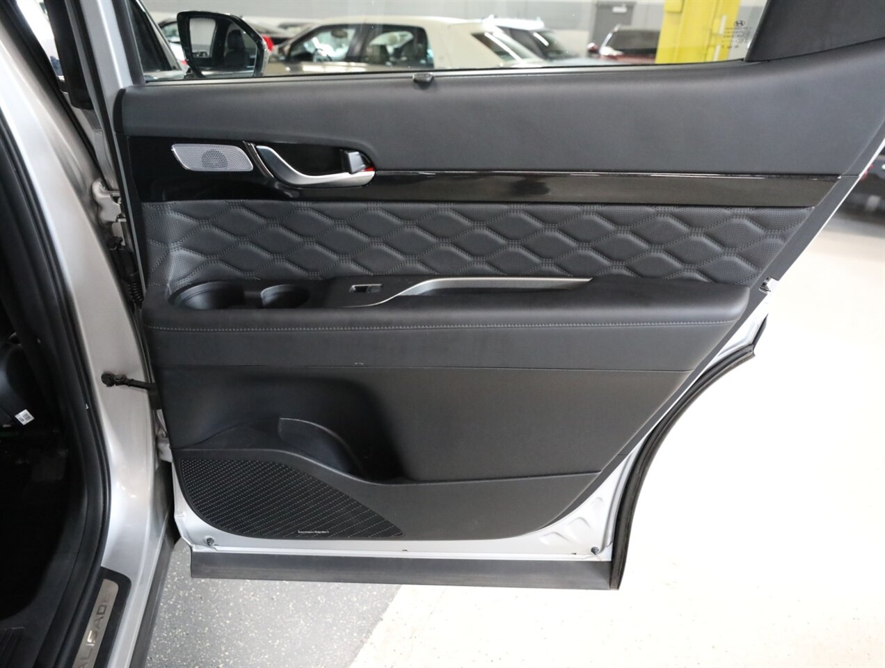 2022 Hyundai Palisade Calligraphy AWD - Photo 18 - Addison, IL 60101