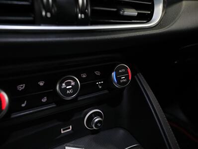 2019 Alfa Romeo Stelvio Ti Sport AWD   - Photo 36 - Addison, IL 60101