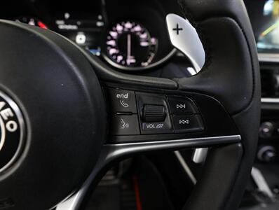 2019 Alfa Romeo Stelvio Ti Sport AWD   - Photo 39 - Addison, IL 60101