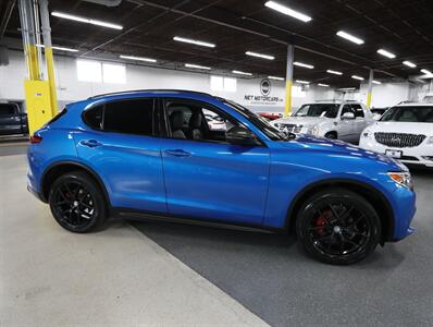 2019 Alfa Romeo Stelvio Ti Sport AWD   - Photo 8 - Addison, IL 60101