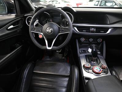 2019 Alfa Romeo Stelvio Ti Sport AWD   - Photo 28 - Addison, IL 60101