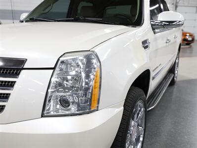 2013 Cadillac Escalade EXT Luxury - Photo 5 - Addison, IL 60101