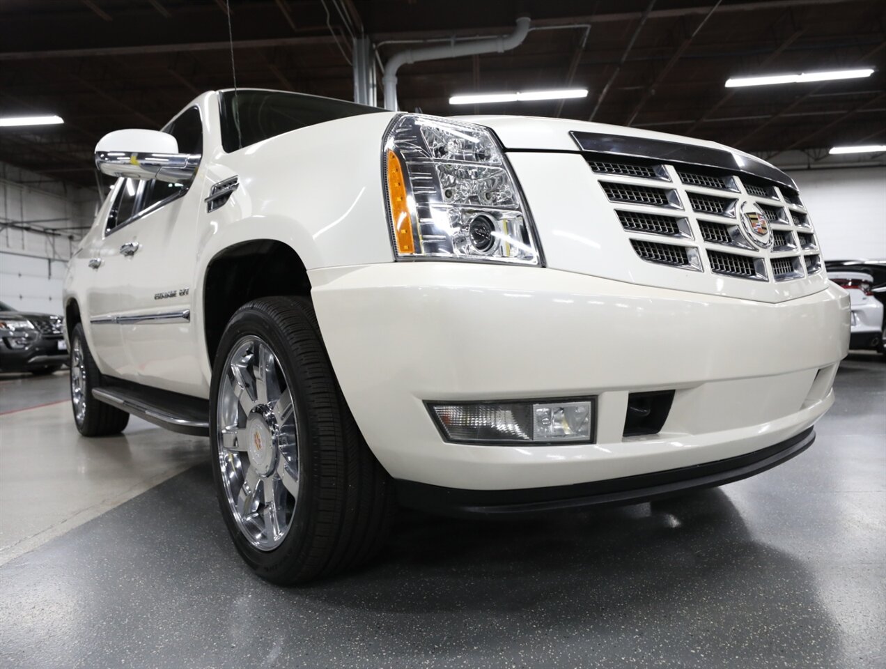 2013 Cadillac Escalade EXT Luxury - Photo 50 - Addison, IL 60101