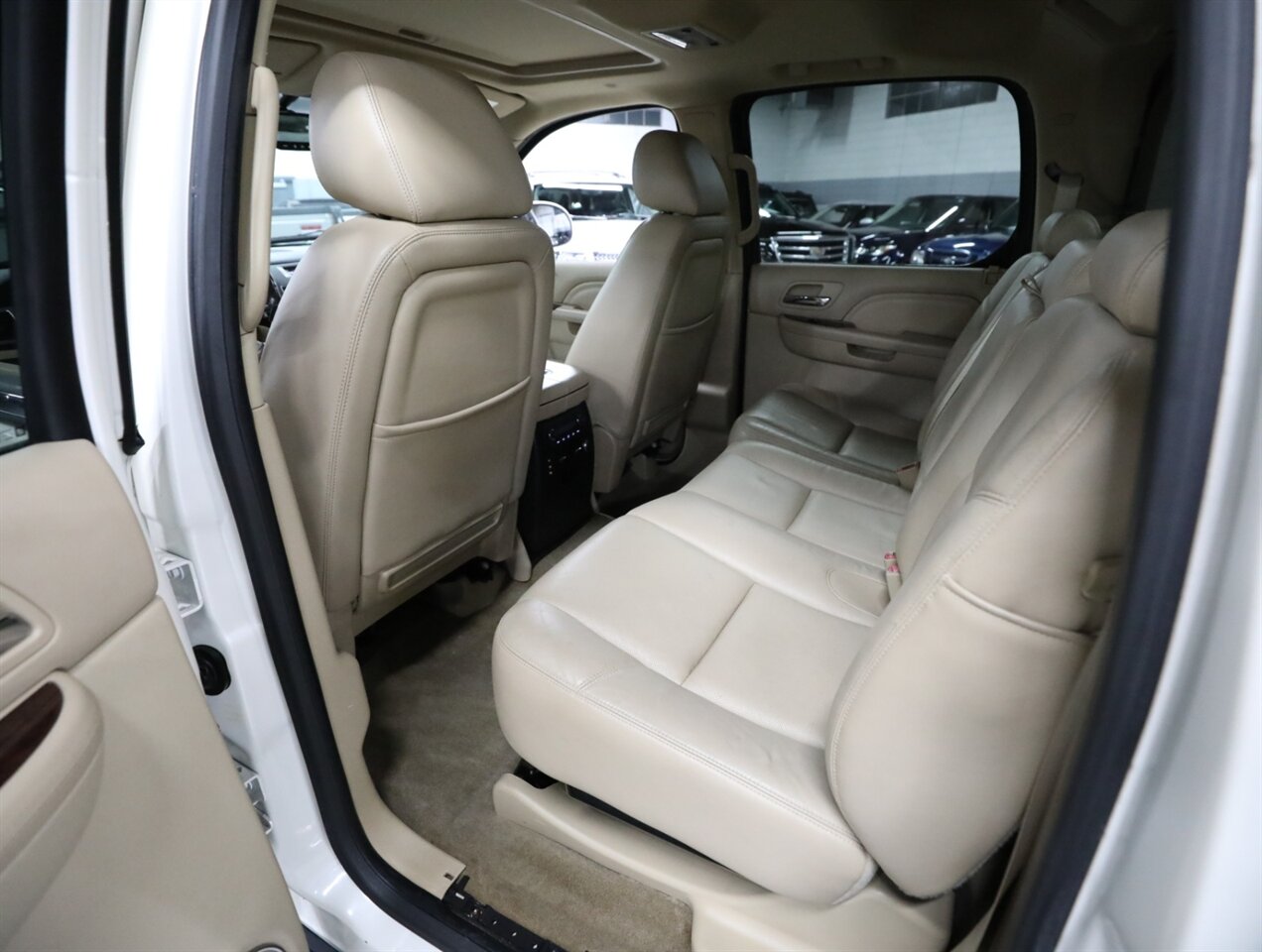 2013 Cadillac Escalade EXT Luxury - Photo 23 - Addison, IL 60101