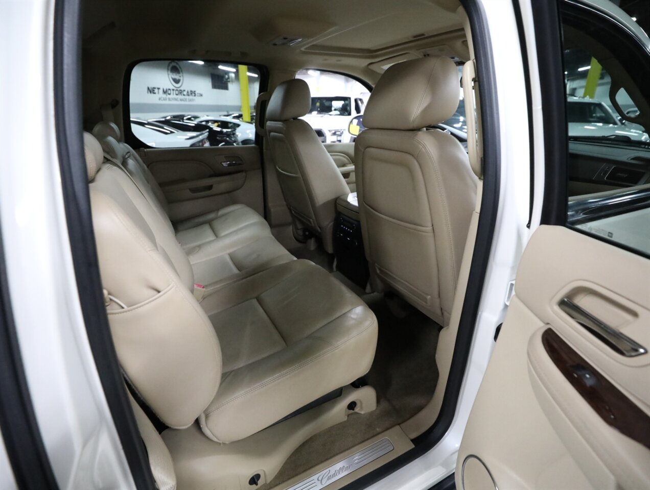 2013 Cadillac Escalade EXT Luxury - Photo 20 - Addison, IL 60101