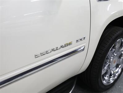 2013 Cadillac Escalade EXT Luxury - Photo 8 - Addison, IL 60101