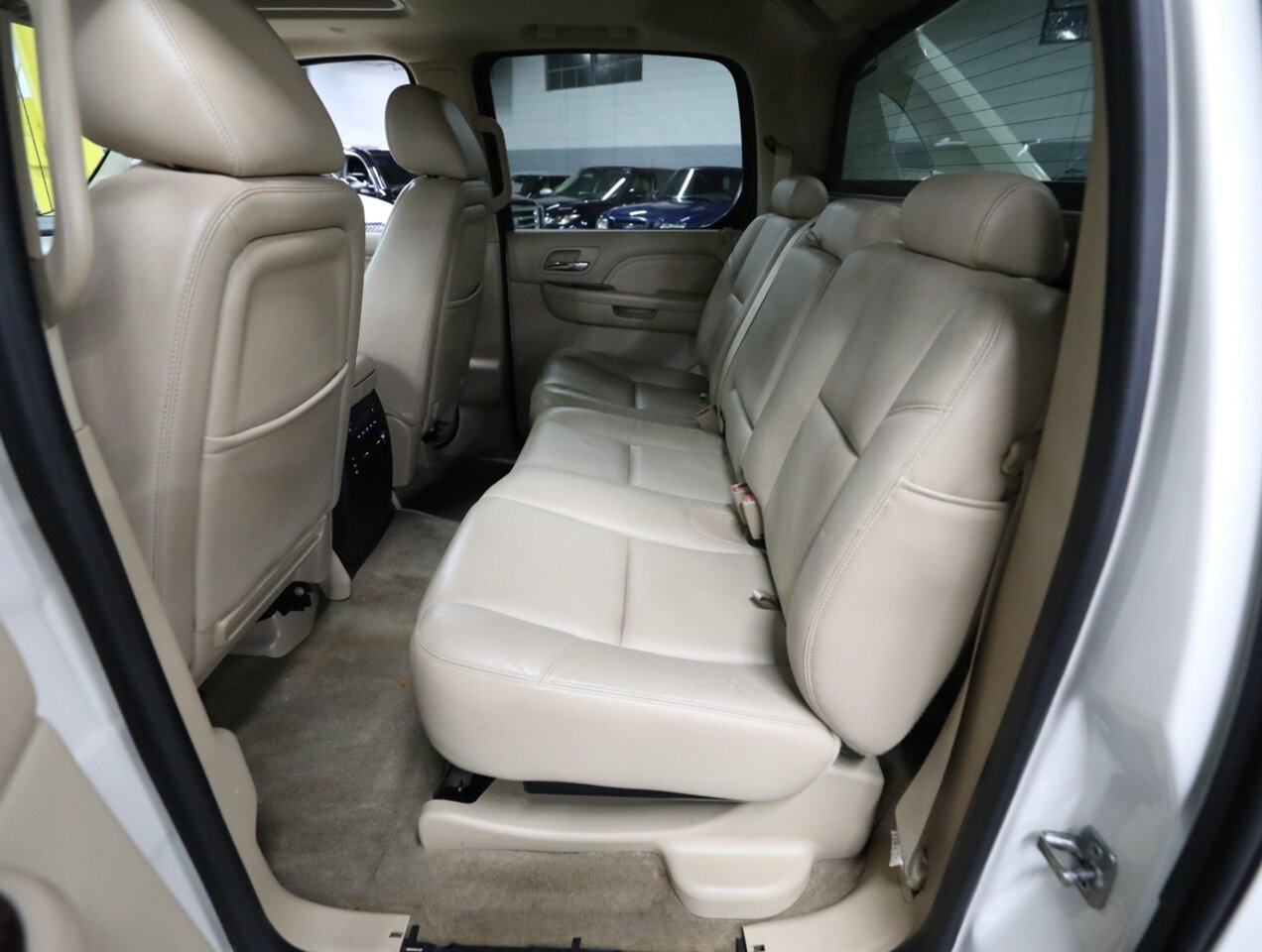 2013 Cadillac Escalade EXT Luxury - Photo 24 - Addison, IL 60101