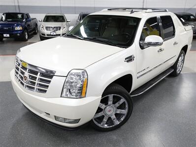 2013 Cadillac Escalade EXT Luxury - Photo 2 - Addison, IL 60101