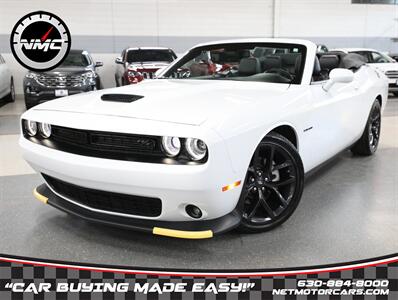 2022 Dodge Challenger R/T Plus Convertible   - Photo 1 - Addison, IL 60101