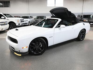 2022 Dodge Challenger R/T Plus Convertible   - Photo 38 - Addison, IL 60101