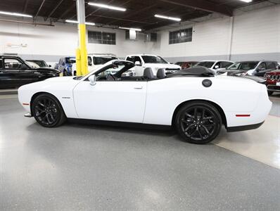 2022 Dodge Challenger R/T Plus Convertible   - Photo 15 - Addison, IL 60101