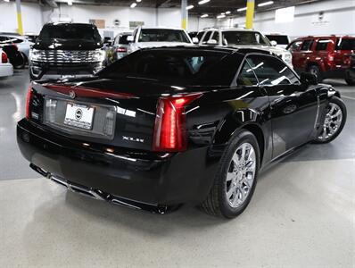 2009 Cadillac XLR Platinum   - Photo 42 - Addison, IL 60101