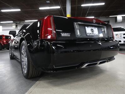 2009 Cadillac XLR Platinum   - Photo 13 - Addison, IL 60101