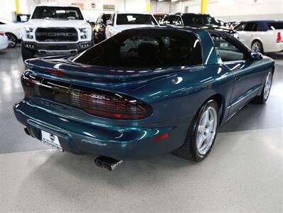 1997 Pontiac Firebird Formula   - Photo 11 - Addison, IL 60101