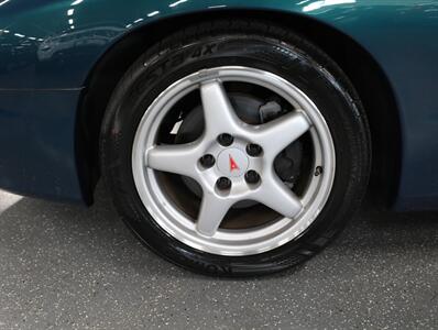 1997 Pontiac Firebird Formula   - Photo 43 - Addison, IL 60101