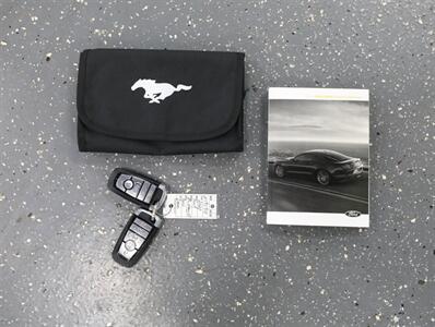 2020 Ford Mustang GT Premium Convertible - Photo 53 - Addison, IL 60101