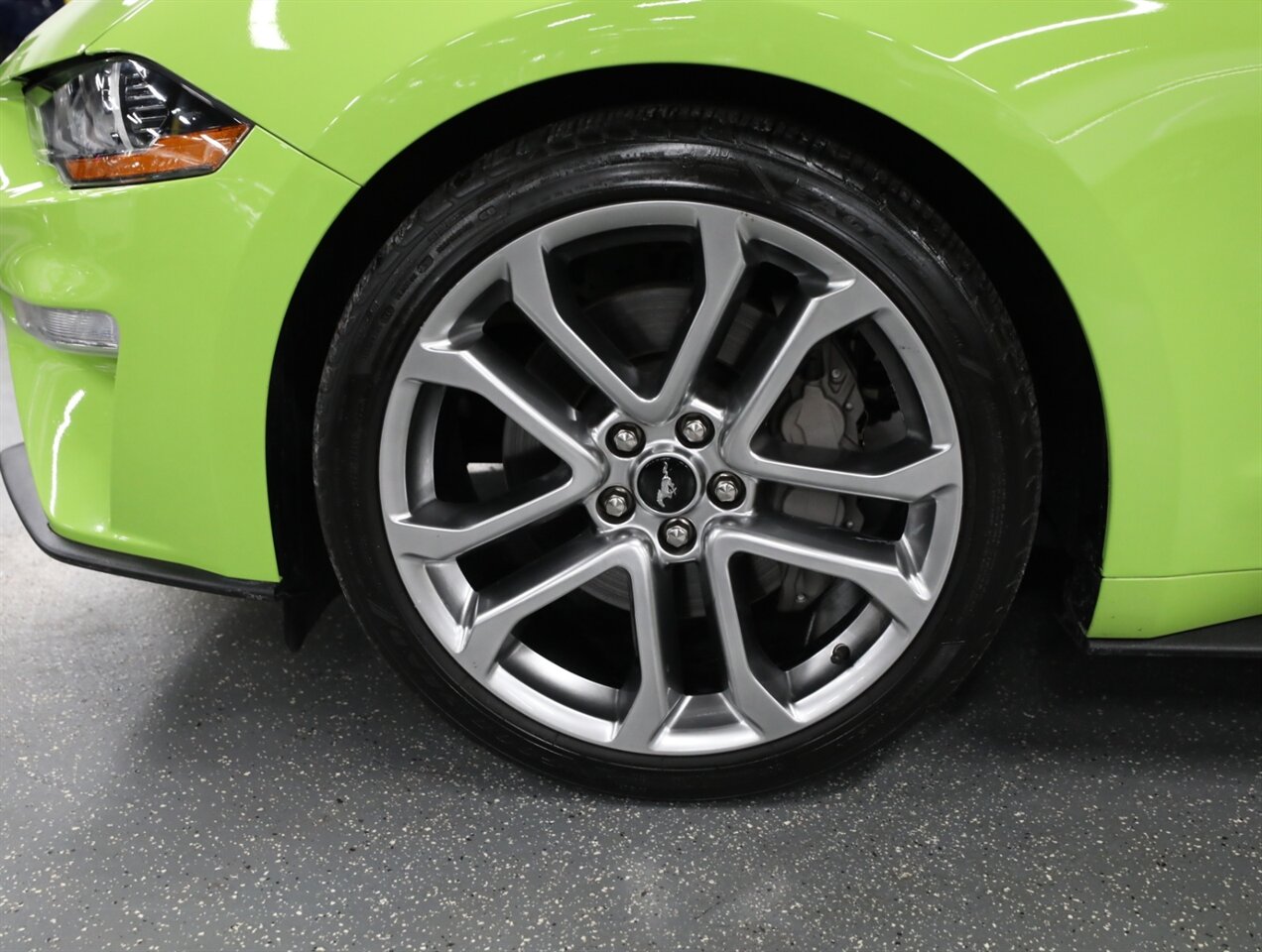 2020 Ford Mustang GT Premium Convertible - Photo 45 - Addison, IL 60101