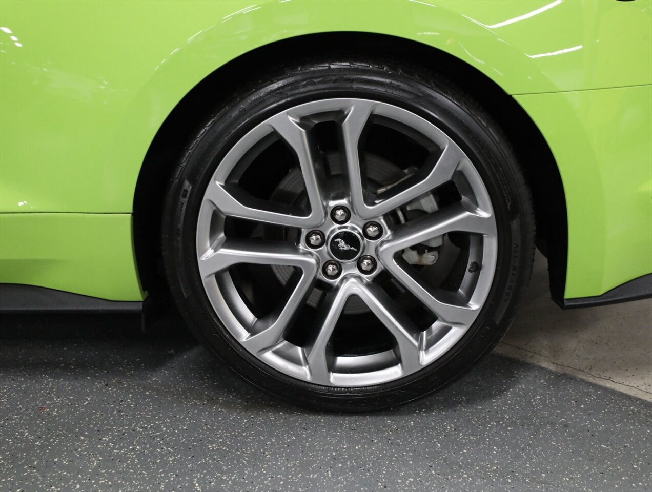 2020 Ford Mustang GT Premium Convertible - Photo 44 - Addison, IL 60101