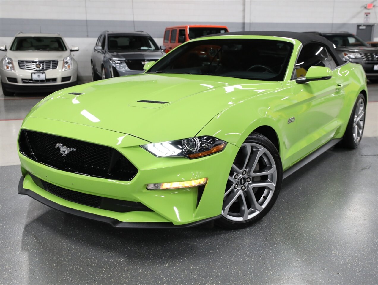 2020 Ford Mustang GT Premium Convertible - Photo 39 - Addison, IL 60101