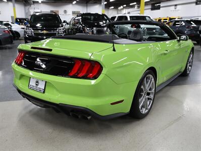 2020 Ford Mustang GT Premium Convertible - Photo 10 - Addison, IL 60101
