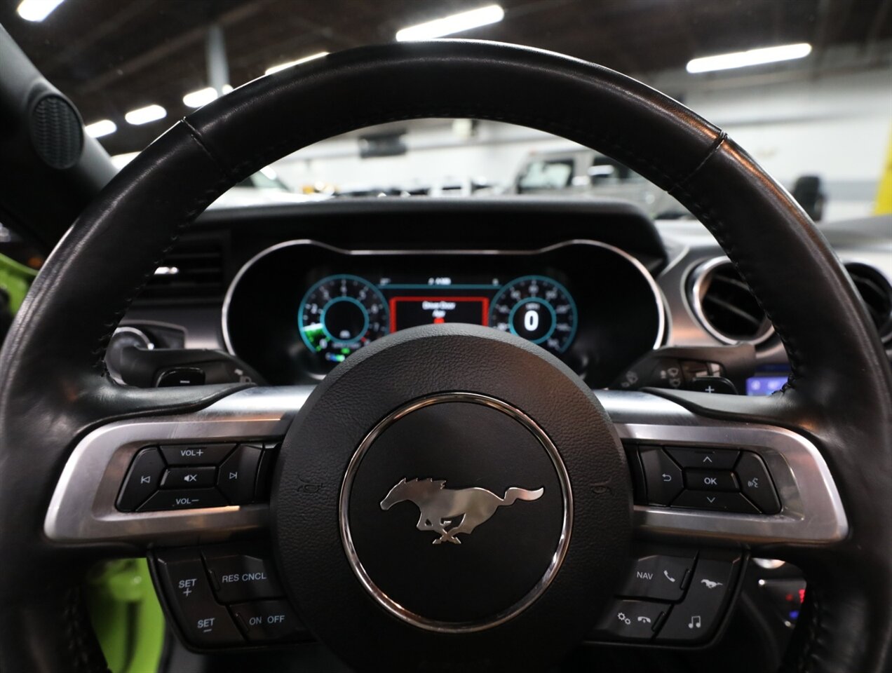 2020 Ford Mustang GT Premium Convertible - Photo 35 - Addison, IL 60101