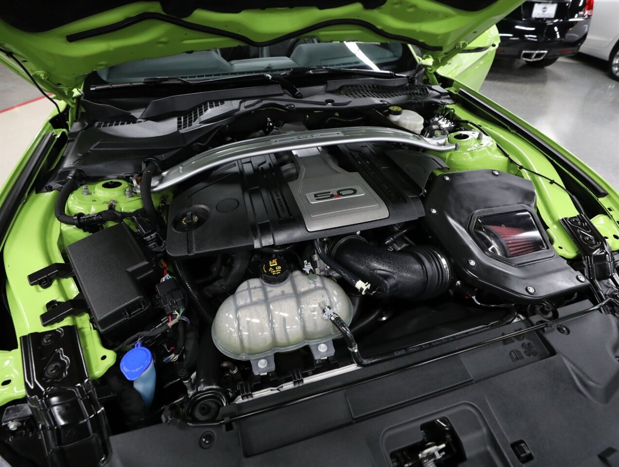 2020 Ford Mustang GT Premium Convertible - Photo 49 - Addison, IL 60101