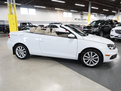 2016 Volkswagen Eos Komfort Edition - Photo 8 - Addison, IL 60101