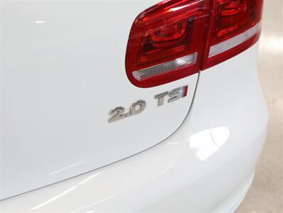 2016 Volkswagen Eos Komfort Edition - Photo 12 - Addison, IL 60101