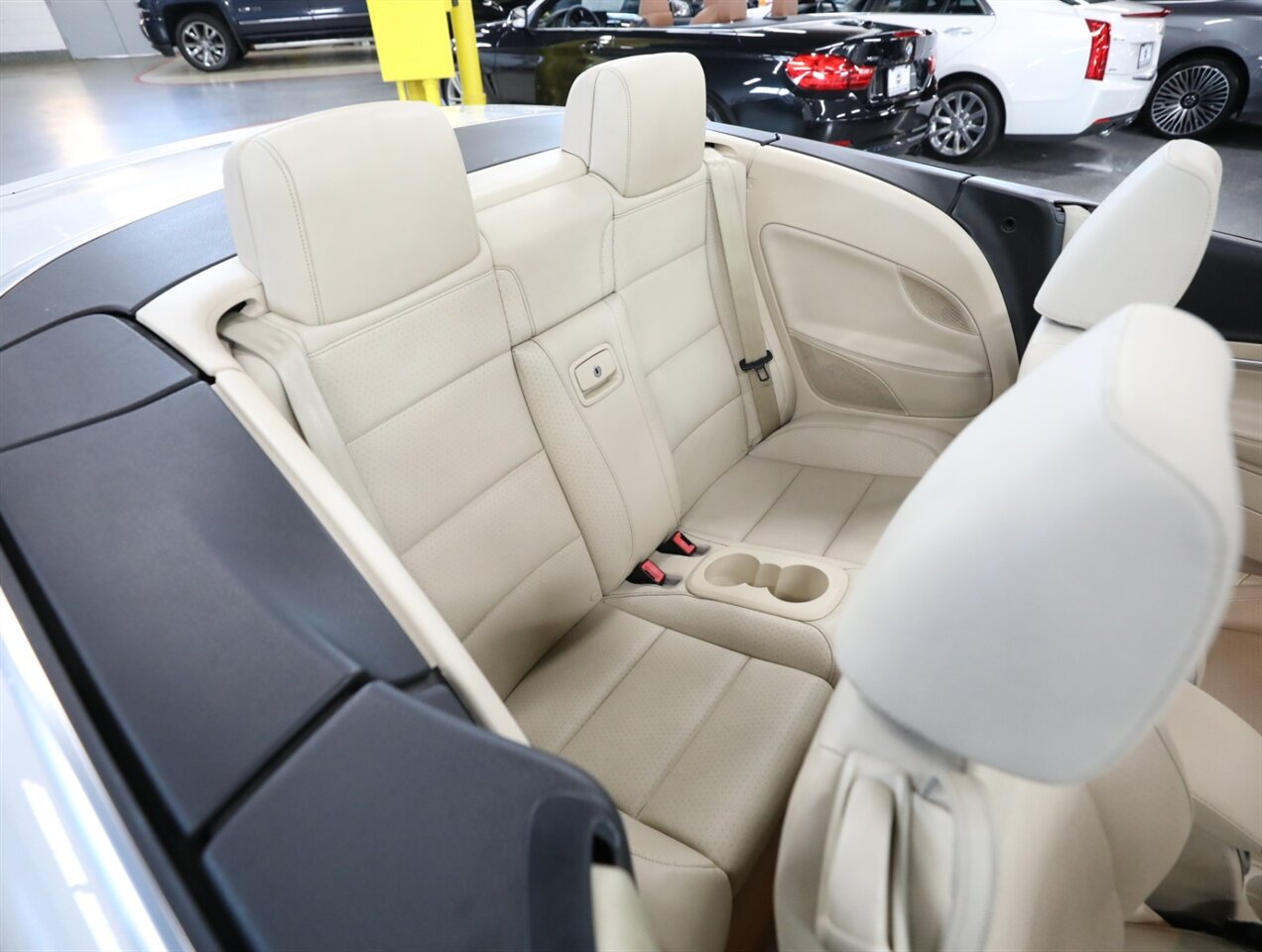 2016 Volkswagen Eos Komfort Edition - Photo 20 - Addison, IL 60101